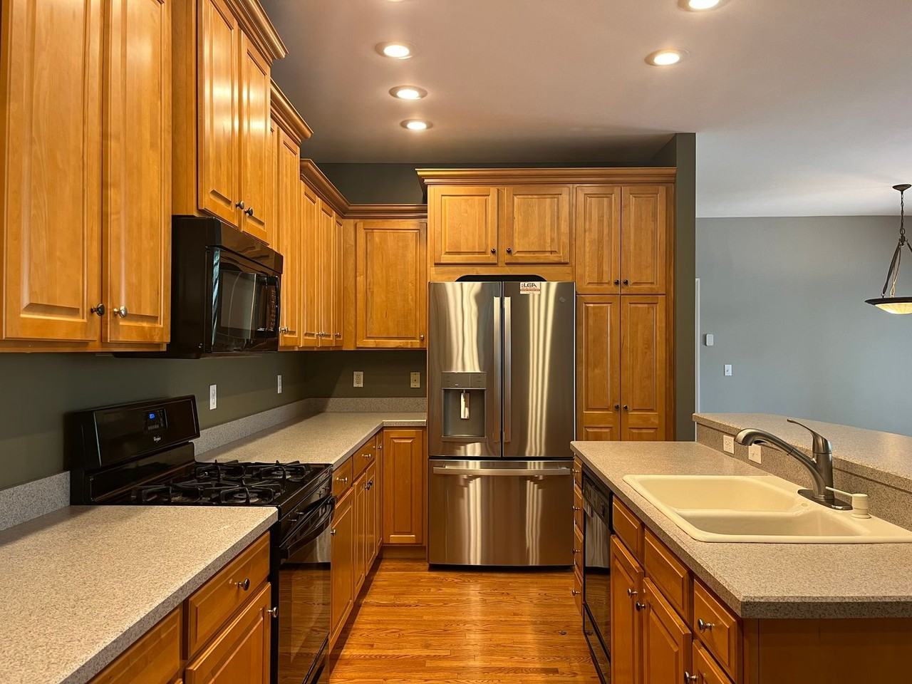 25 Middle Grn - Photo 3 of 28