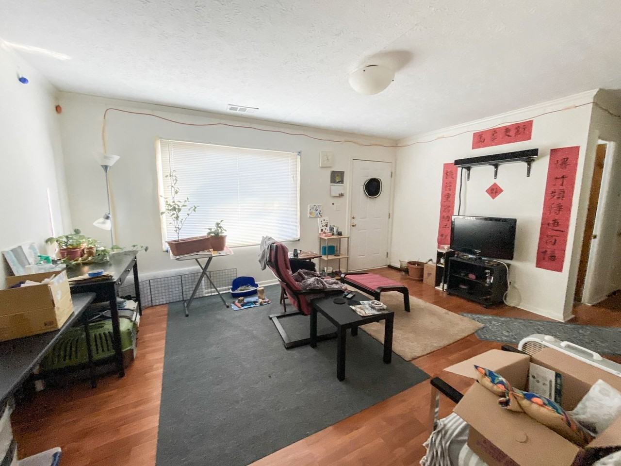 940 Rose St - Photo 3 of 11