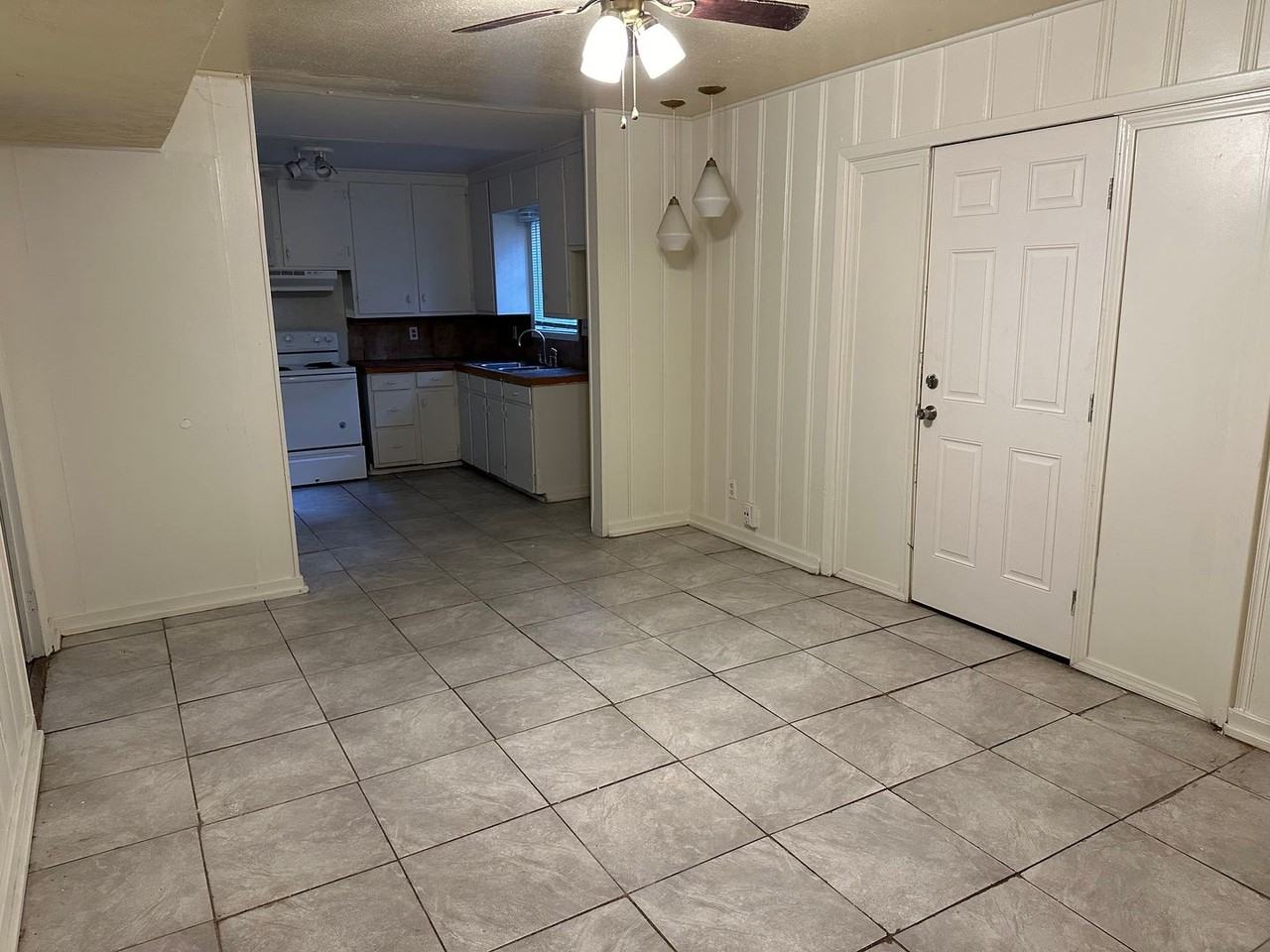 2710 E Benwood Dr - Photo 7 of 13
