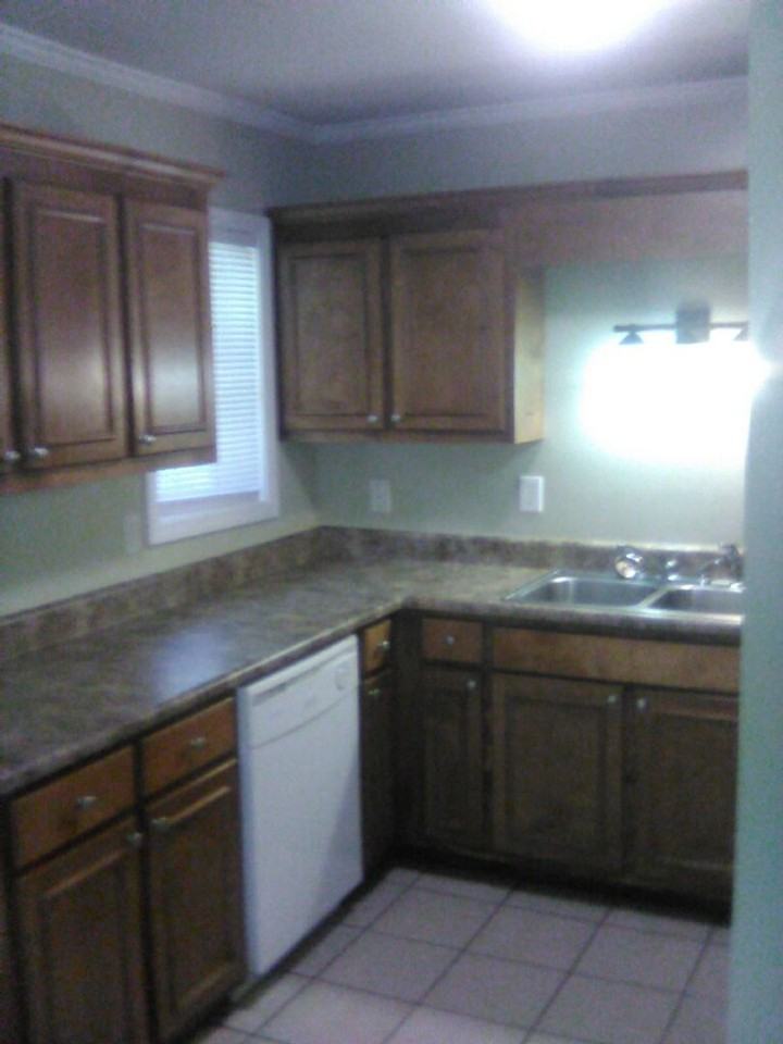 1603 Lafayette St - Photo 2 of 6