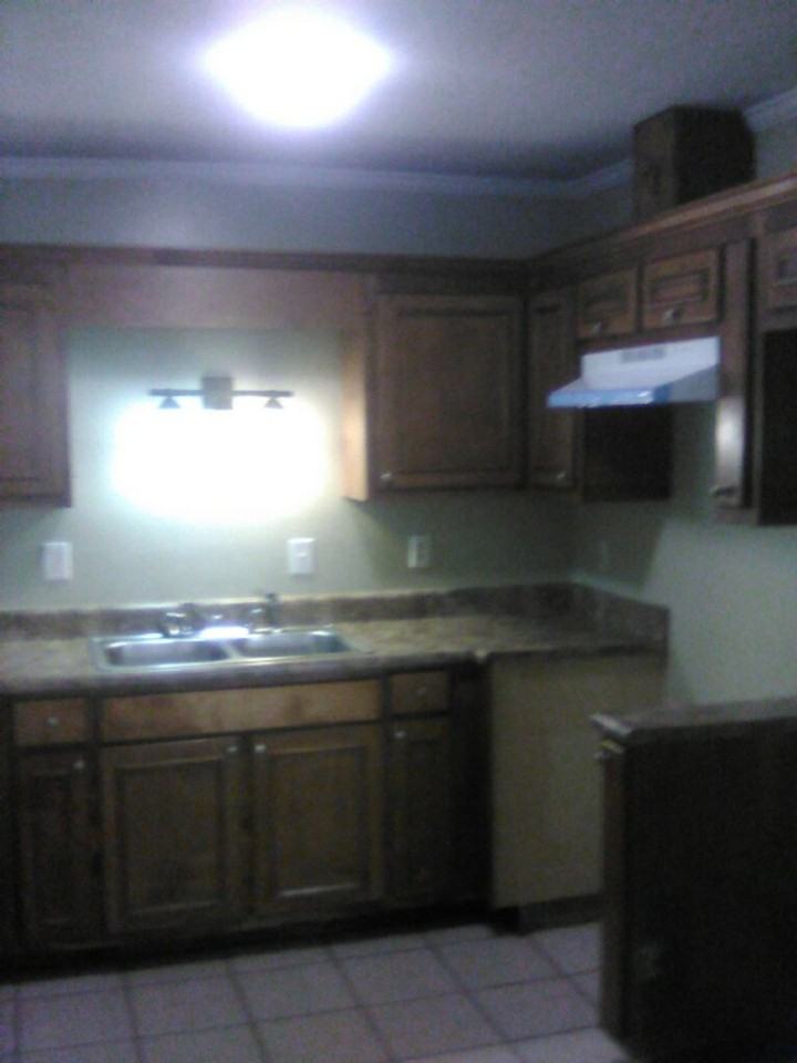 1603 Lafayette St - Photo 3 of 6