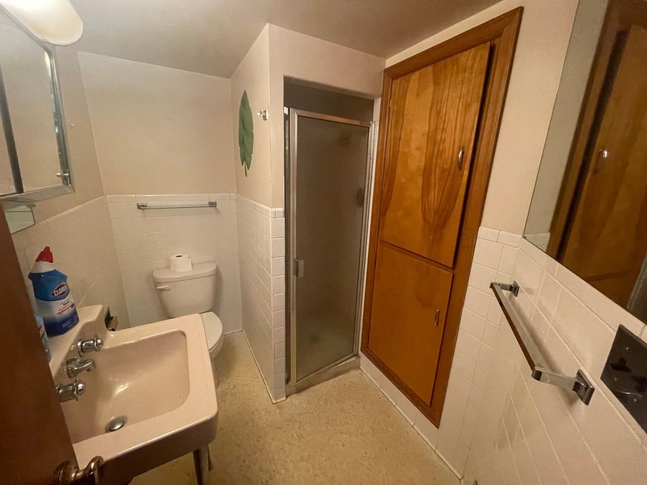 204 Meridian St - Photo 7 of 12