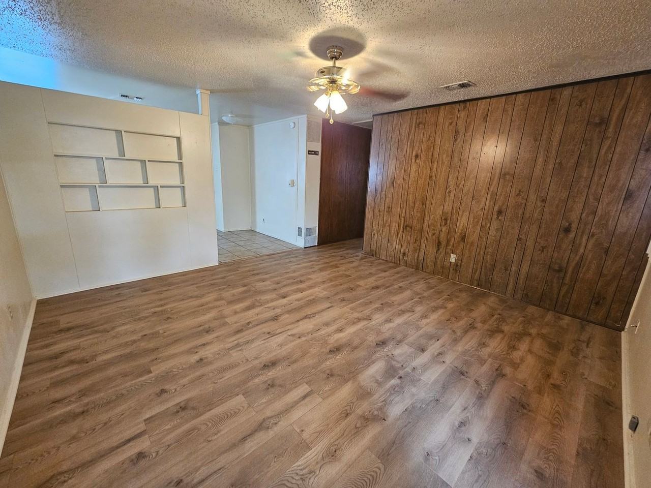 5113 Bowie St - Photo 2 of 13