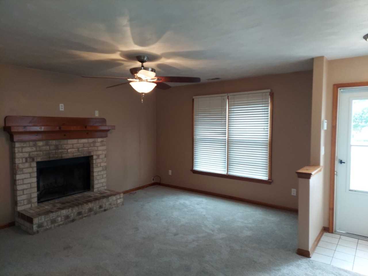 1201 Charisse Ct - Photo 2 of 11