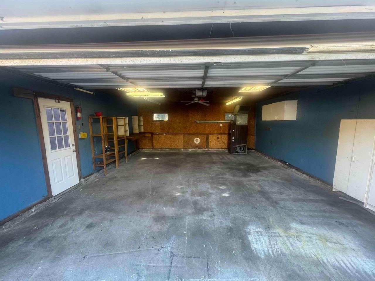 622 Banyon Road - Photo 3 of 35