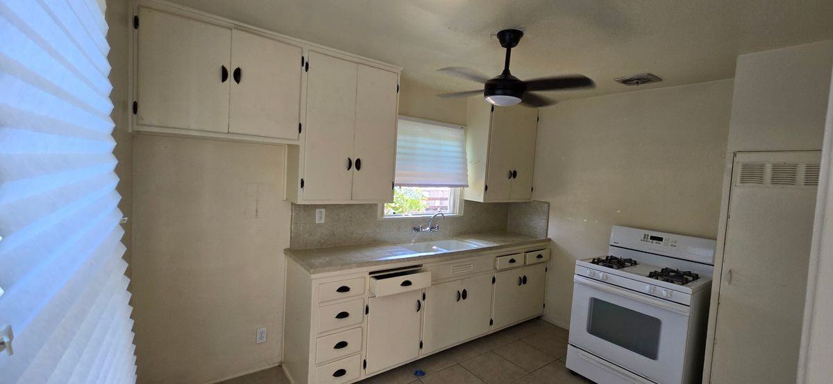 3435 E Terrace Ave - Photo 5 of 6