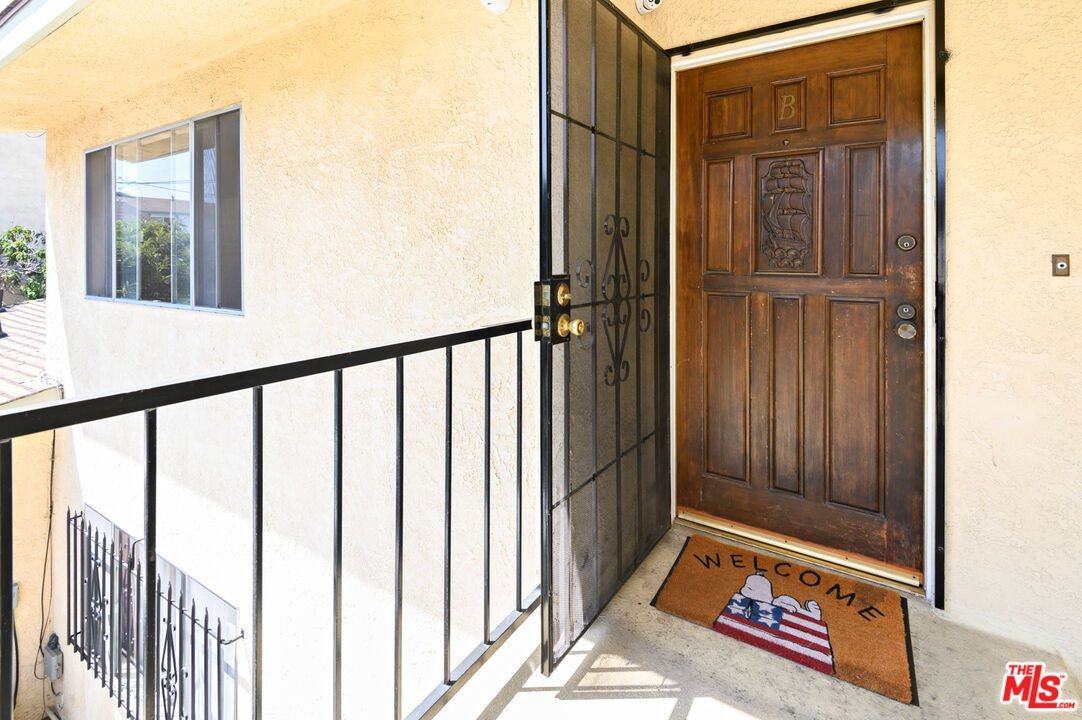 4445 W 135th St ##B - Photo 2 of 18