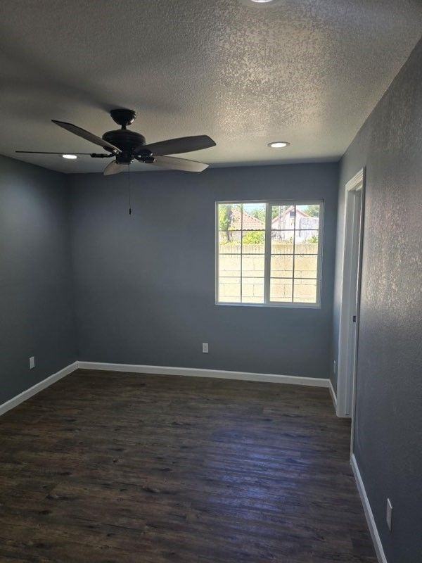 1526 S California Ave - Photo 3 of 7