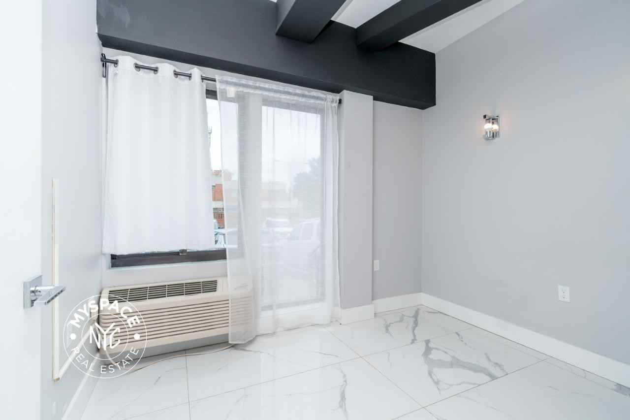 1184 Saint Marks Ave #4R - Photo 6 of 13