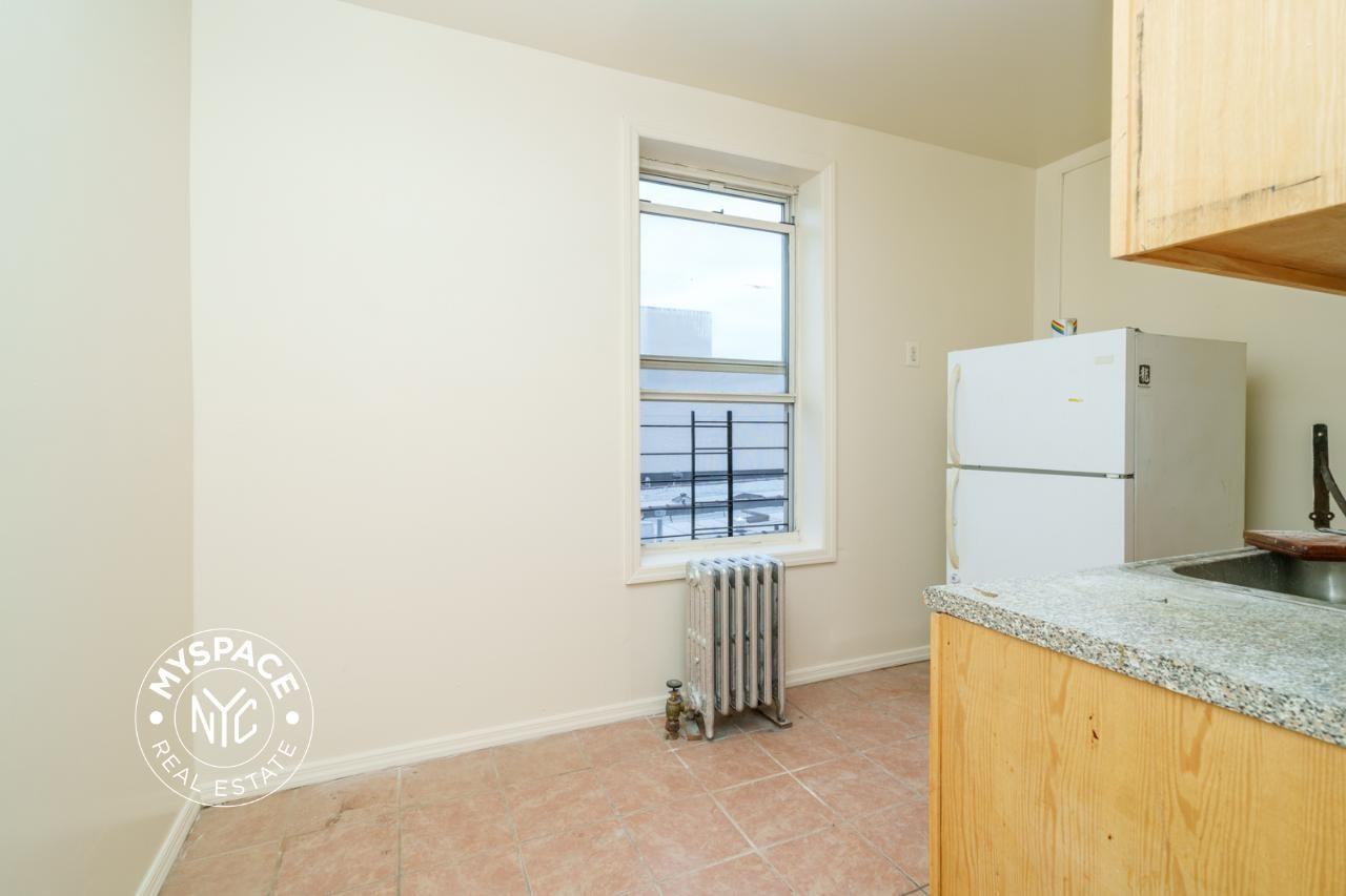 1410 Prospect Pl #B1 - Photo 2 of 10