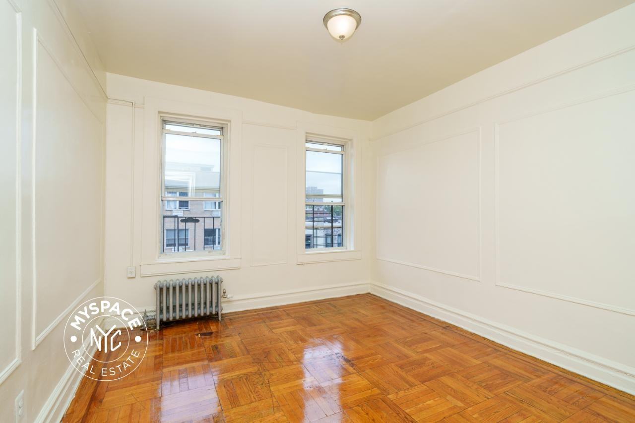 1410 Prospect Pl #B1 - Photo 5 of 10
