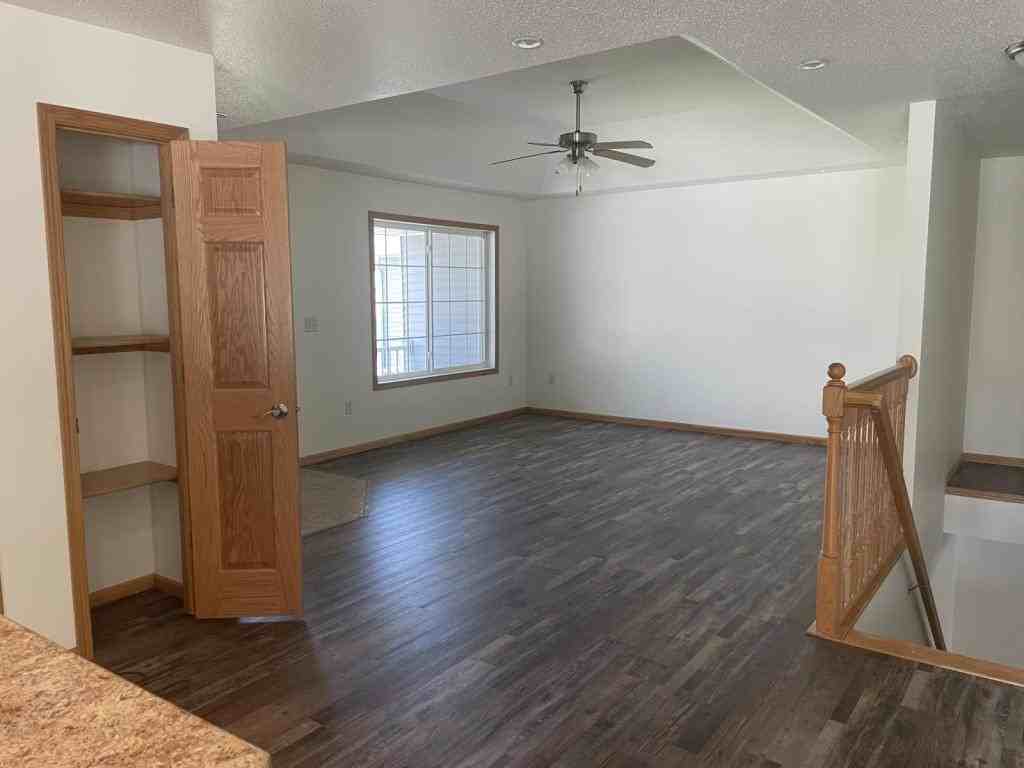 1908 Crooked Ave - Photo 3 of 13