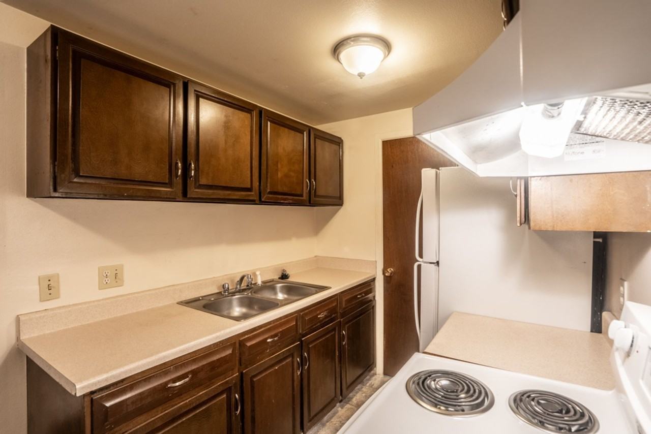 Robertson1001 (KC-JF-NB) - Photo 2 of 28