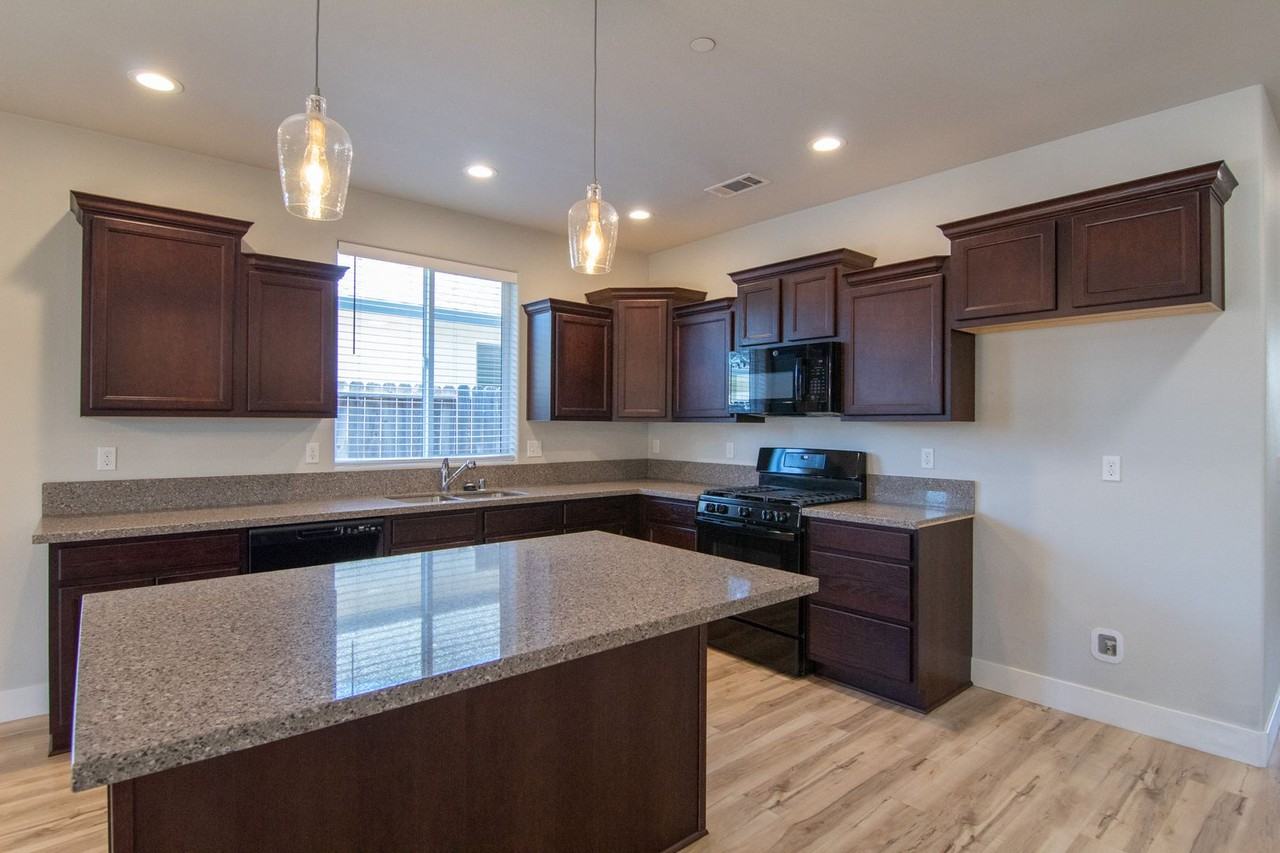 6053 Fallworth Dr - Photo 7 of 22