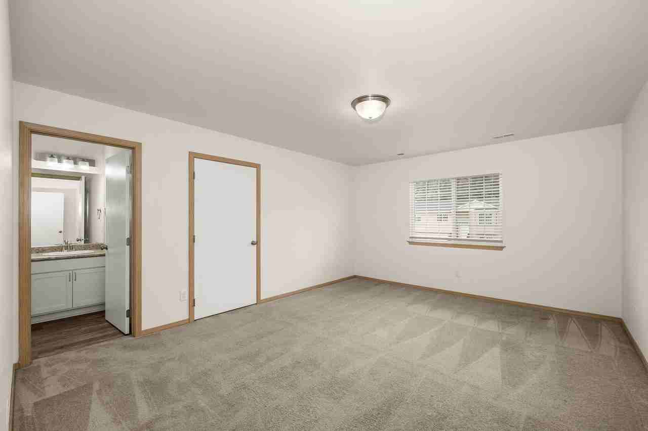 204 E F St #B - Photo 6 of 22
