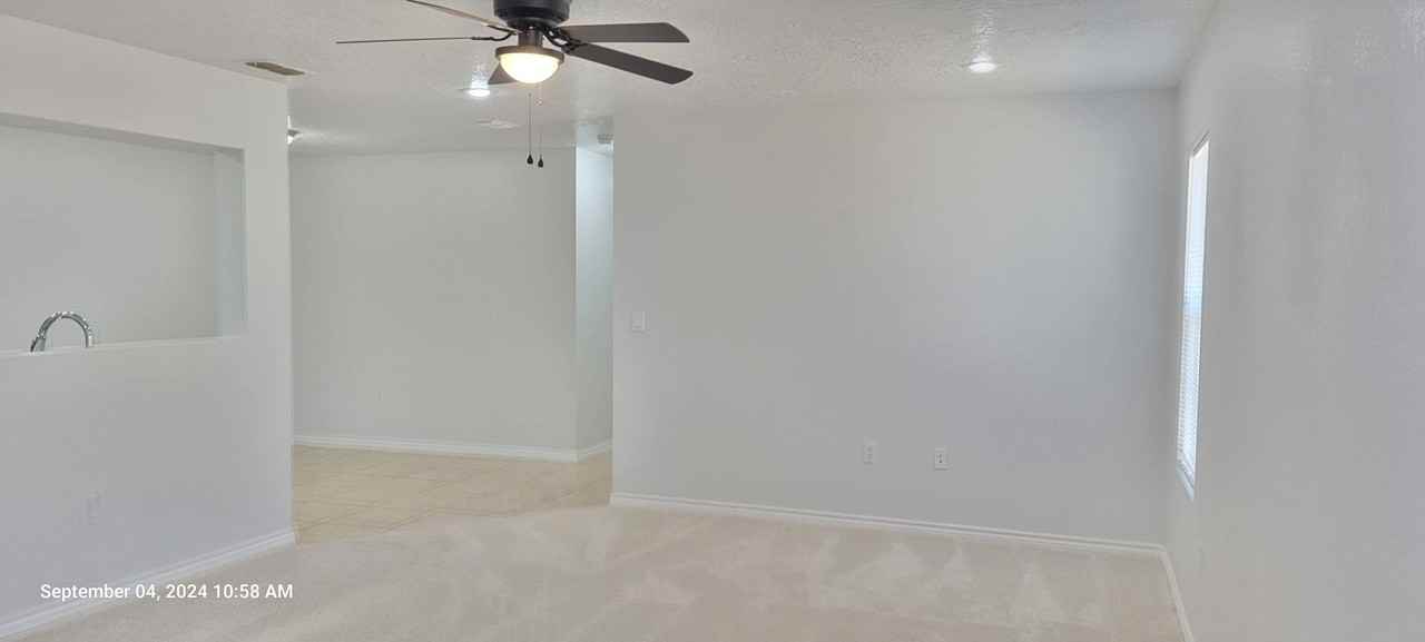 rf2549 - Photo 2 of 13