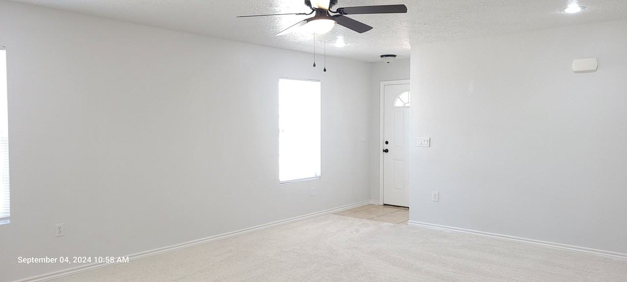 rf2549 - Photo 3 of 13
