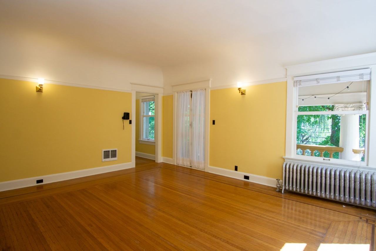 209 Nw 23rd Ave #202 - Photo 2 of 27