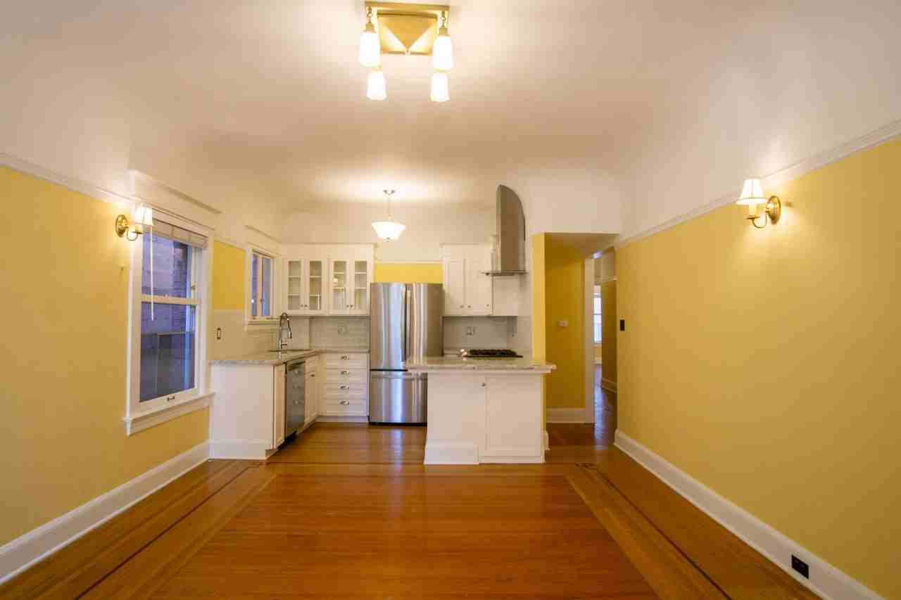 209 Nw 23rd Ave #202 - Photo 5 of 27