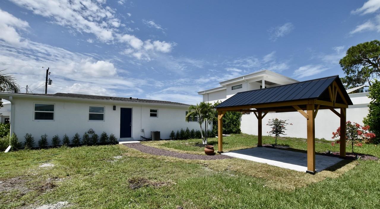 1259 Rordon Ave - Photo 6 of 16