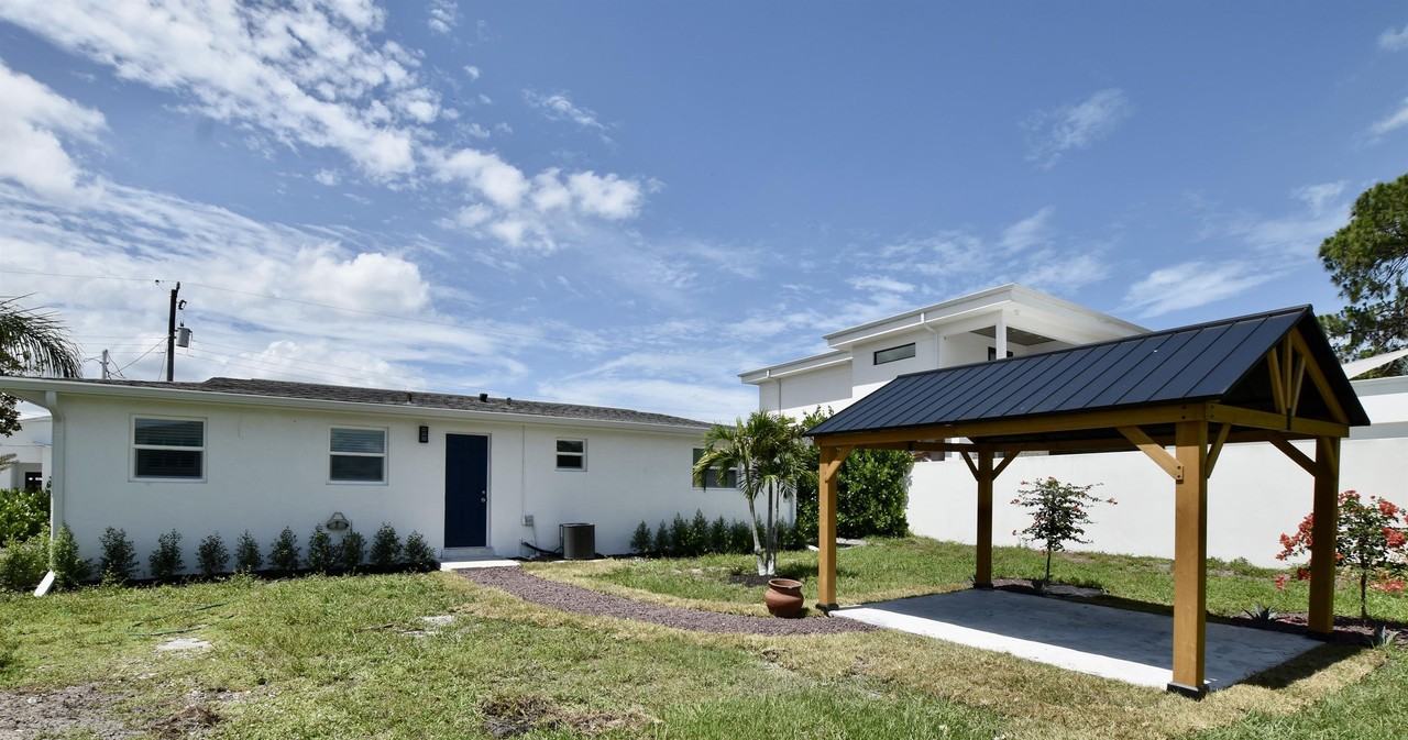 1259 Rordon Ave - Photo 5 of 16