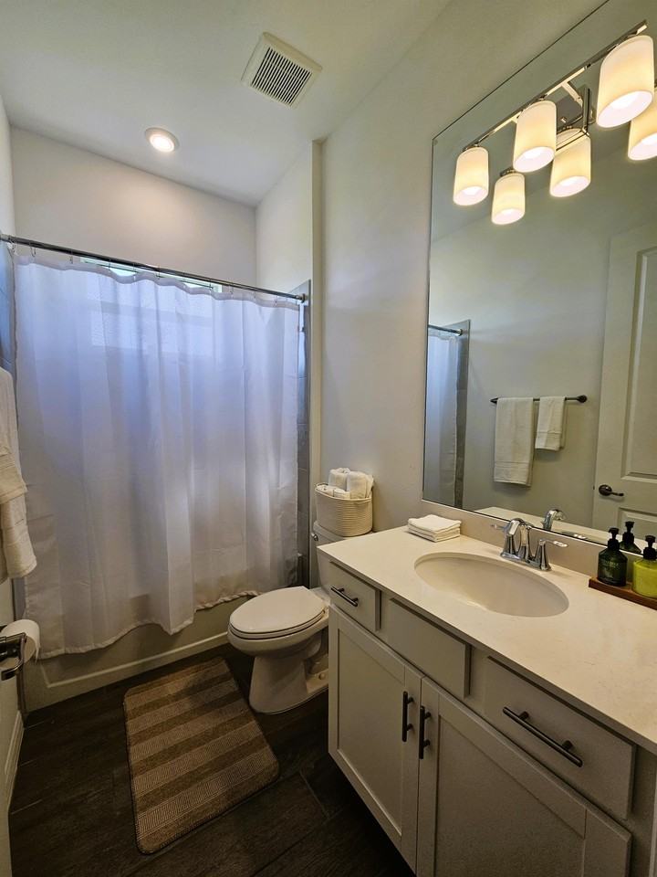 5897 Sunningdale St - Photo 5 of 50