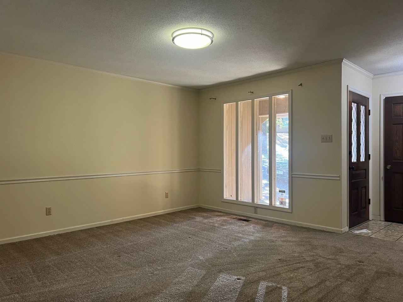 1203 Old Charter Ct - Photo 3 of 27