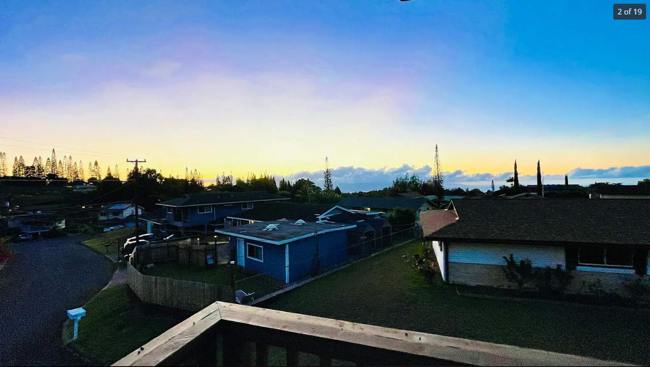 64 Makalani Pl - Photo 2 of 19