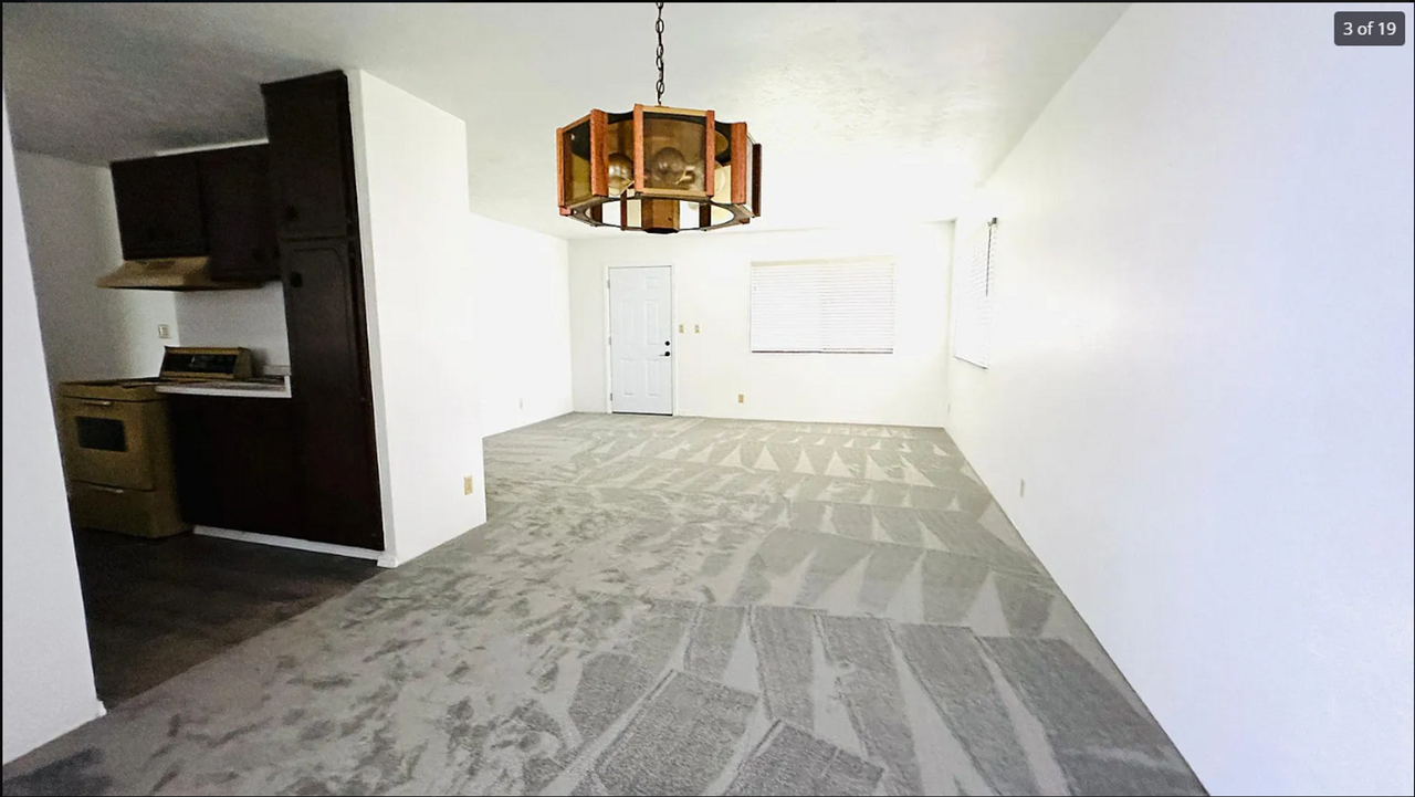 64 Makalani Pl - Photo 3 of 19