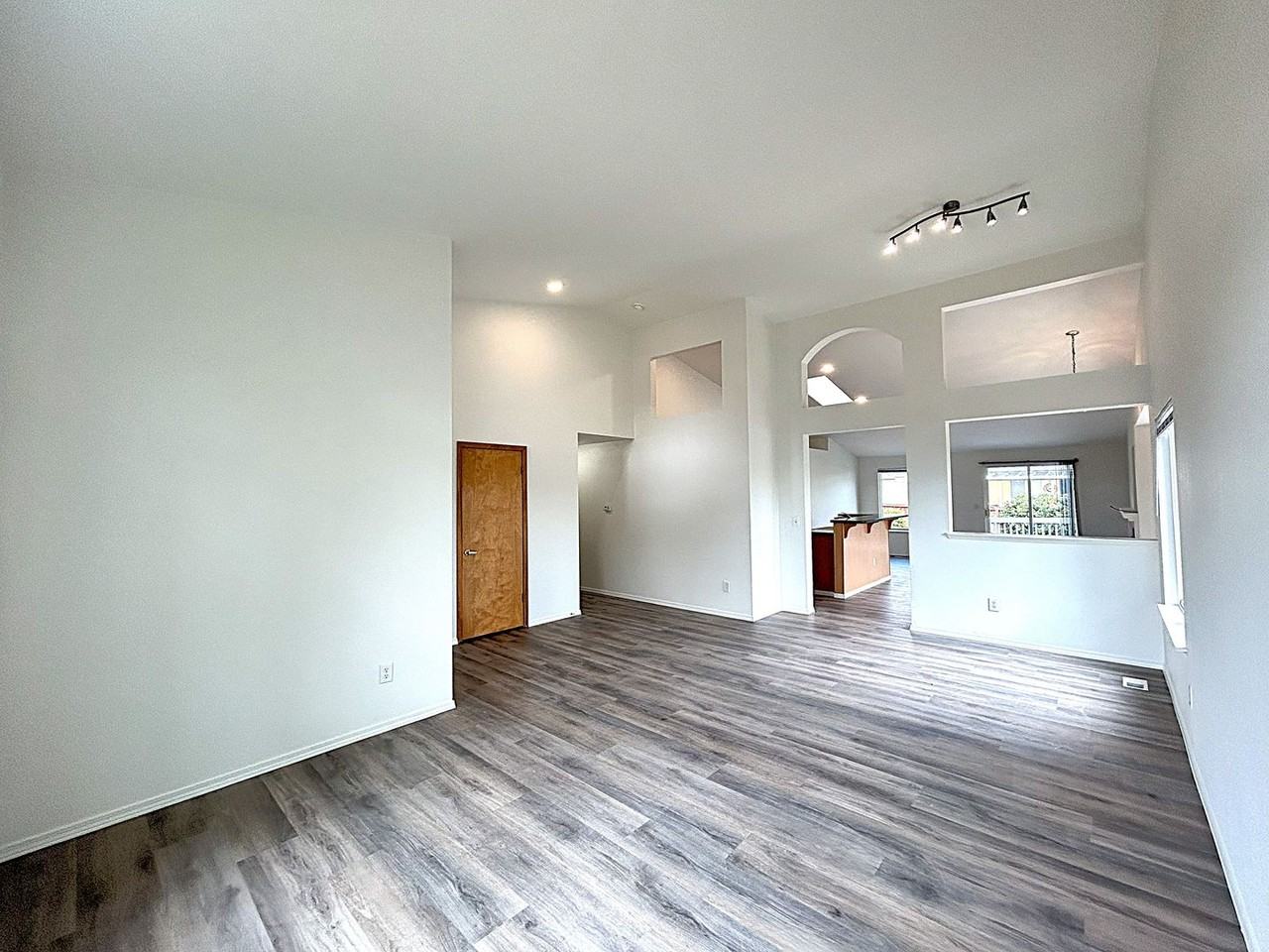 3707 Browns Point Blvd - Photo 4 of 25