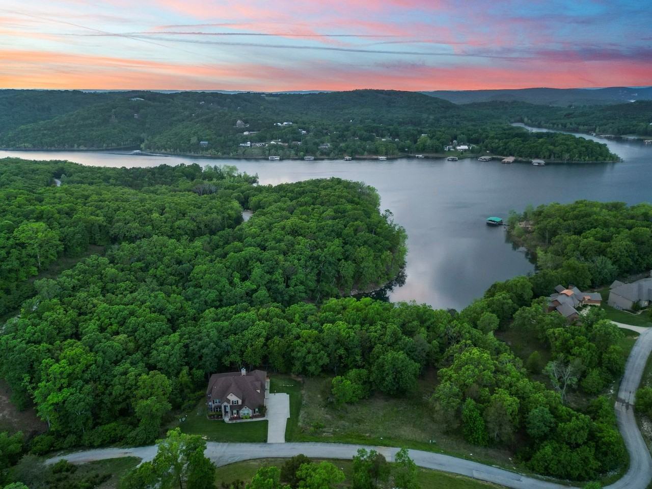 235 Valencia Ct - Photo 3 of 23