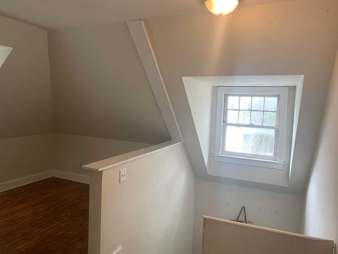 424 E Maxwell St - Photo 6 of 40