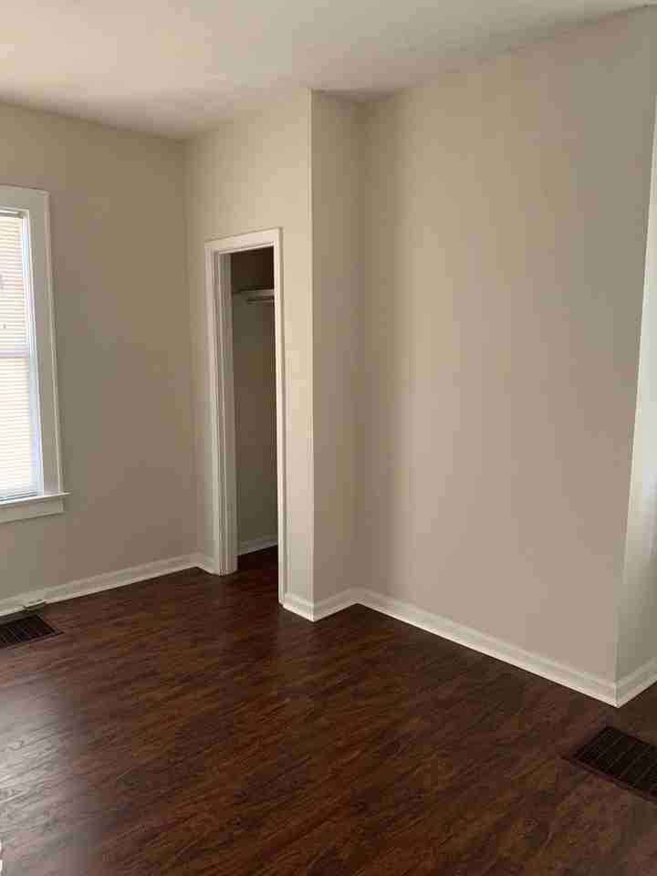 536A Euclid Ave - Photo 4 of 50