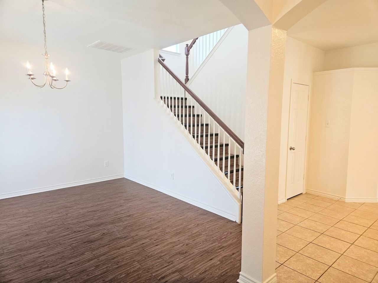 4260 Sweet Clover Ln - Photo 2 of 26