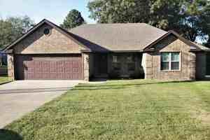 featured image of 3816 Hill Dr