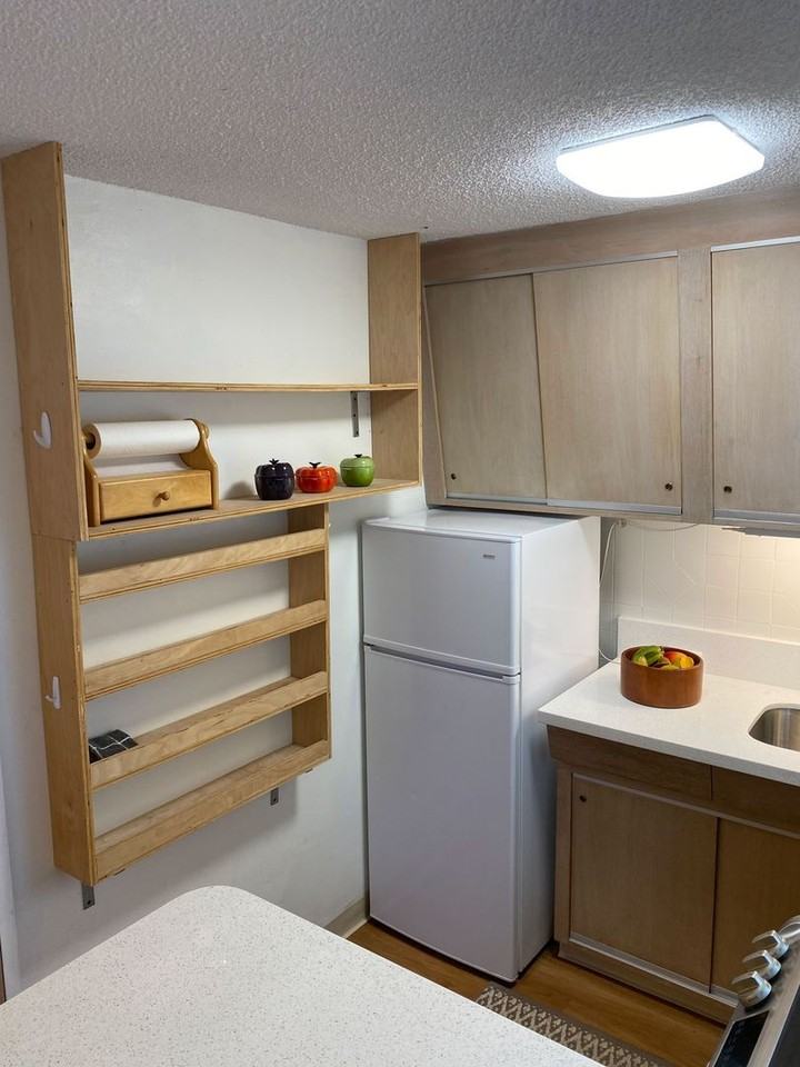 1024 Spencer St #21 - Photo 3 of 14
