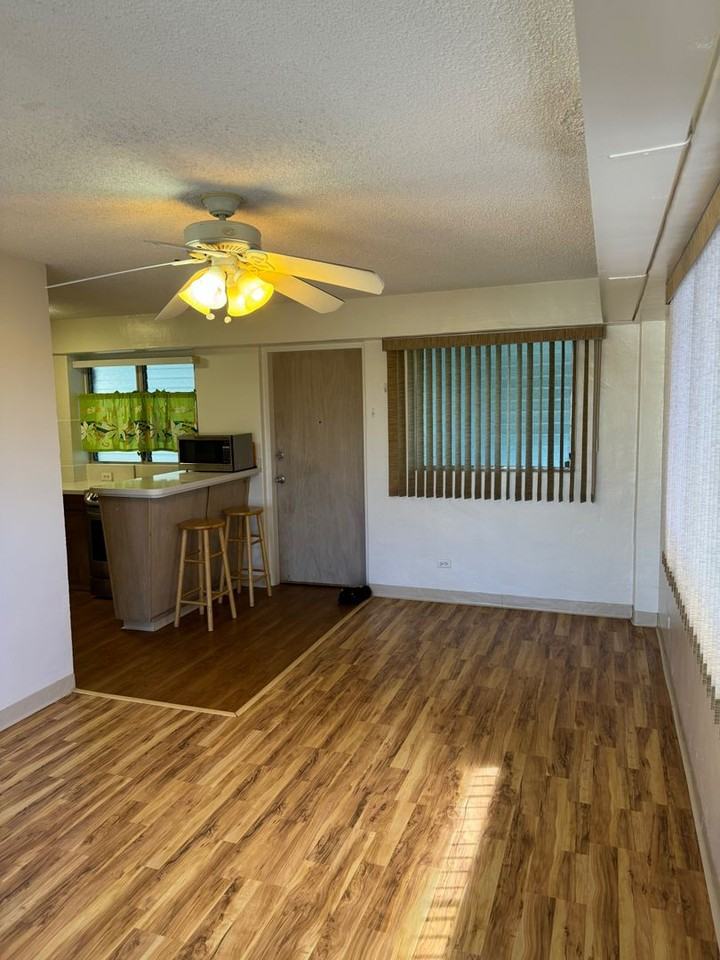 1024 Spencer St #21 - Photo 6 of 14