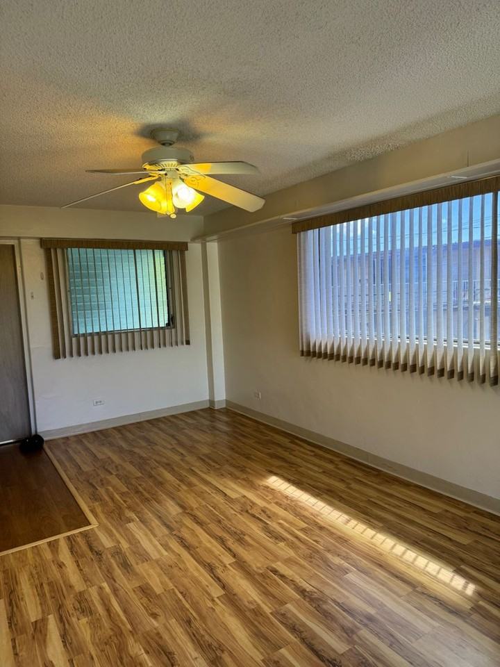 1024 Spencer St #21 - Photo 7 of 14