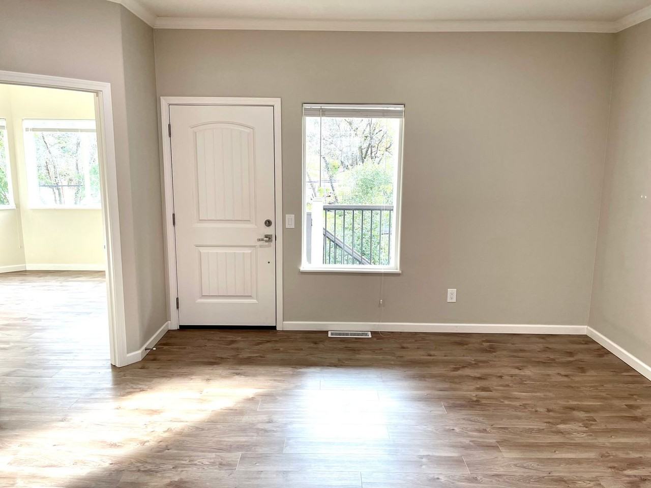 8320 Trenton Rd - Photo 5 of 14