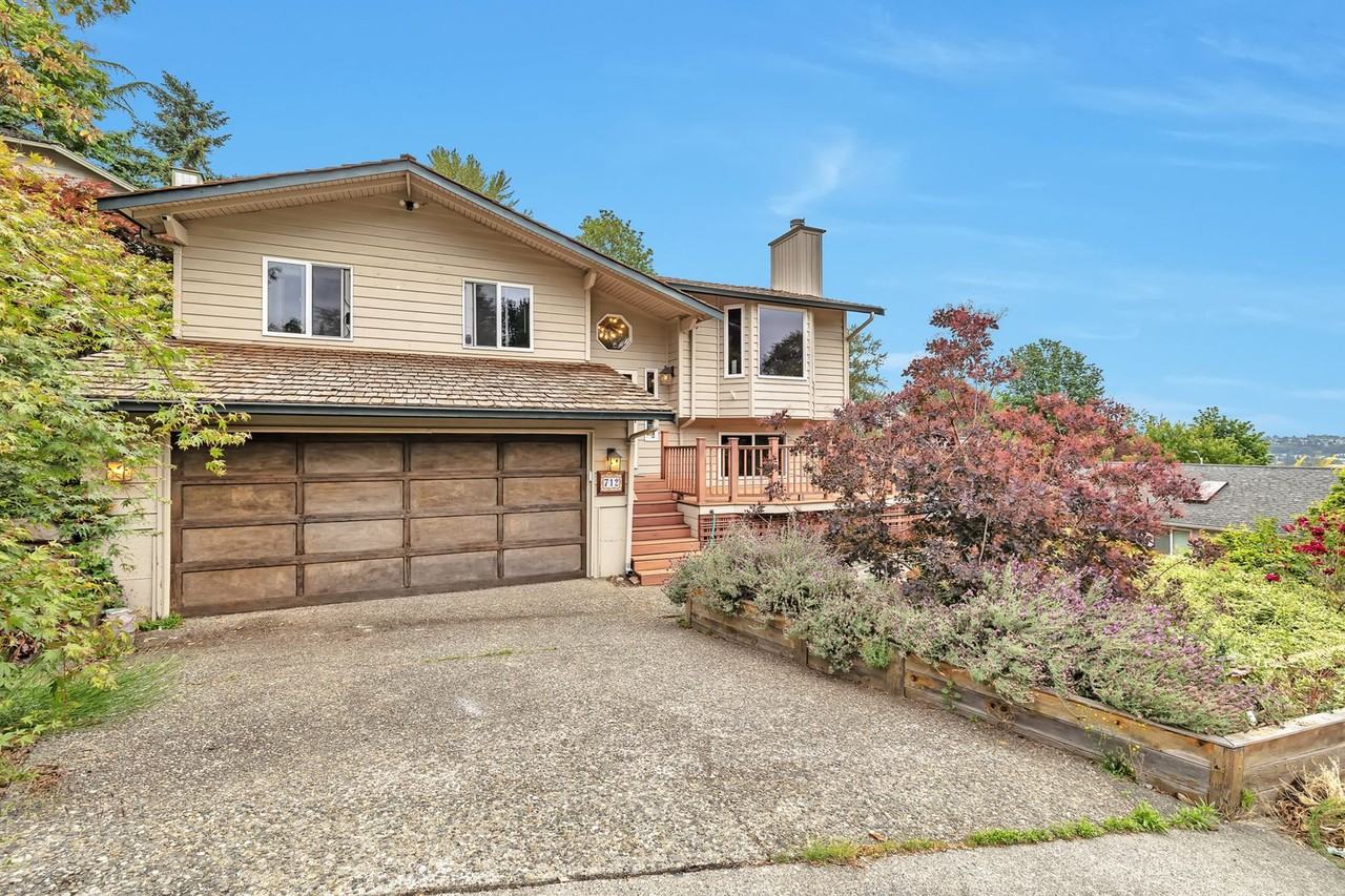 712 Sw Austin Pl - Photo 2 of 25