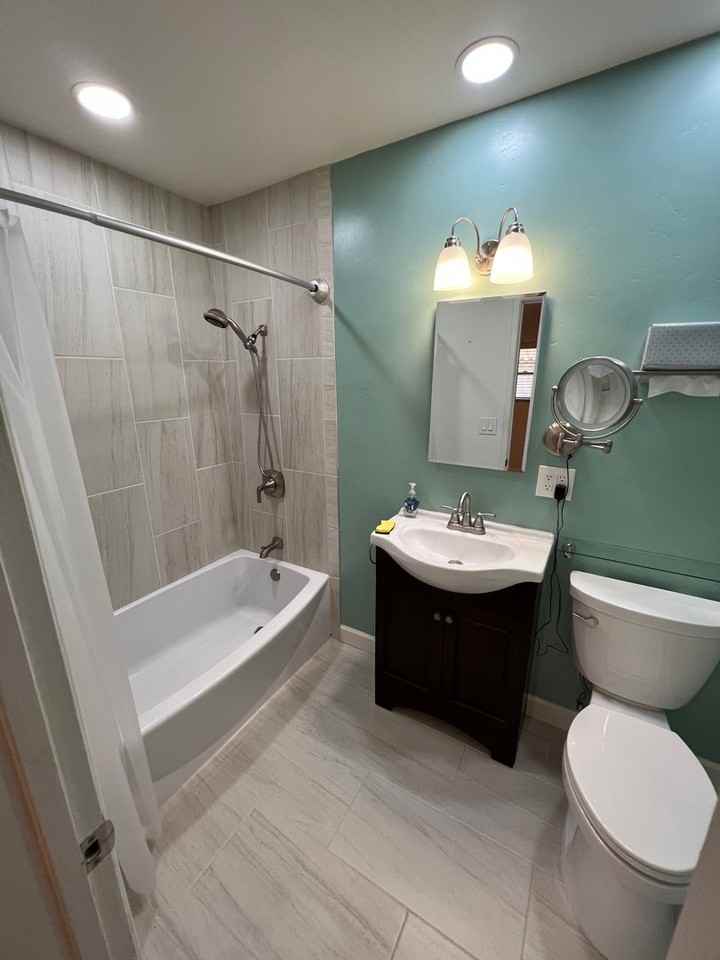 10630 Olvera Rd - Photo 7 of 20