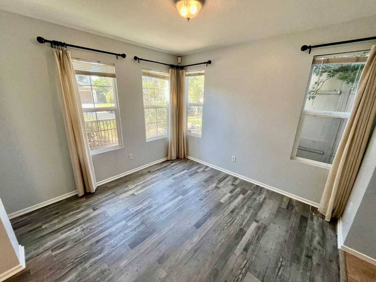 1365 Fieldbrook St - Photo 2 of 26