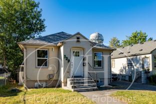 320 4th St - Photo 1 of 1