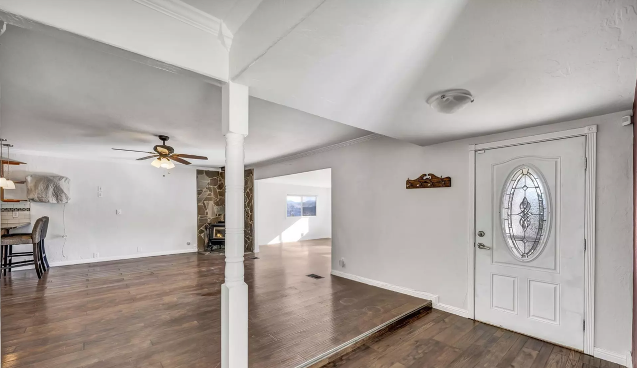 27 Mcclellan Peak Dr - Photo 4 of 29