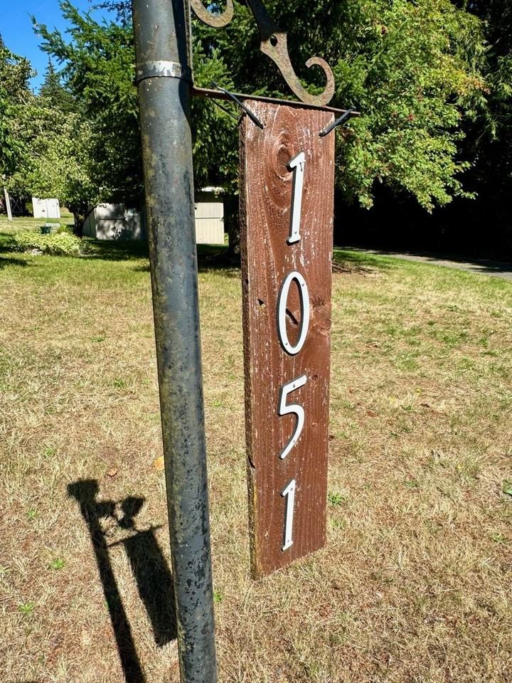 1051 Se Arcadia Rd - Photo 2 of 20