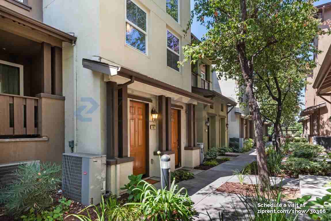 667 Modern Ice Dr - Photo 2 of 50