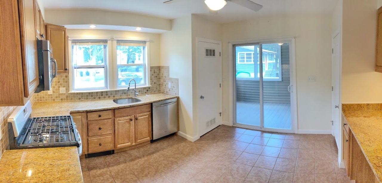 11 Sterling Park Apt 2r - Photo 3 of 13