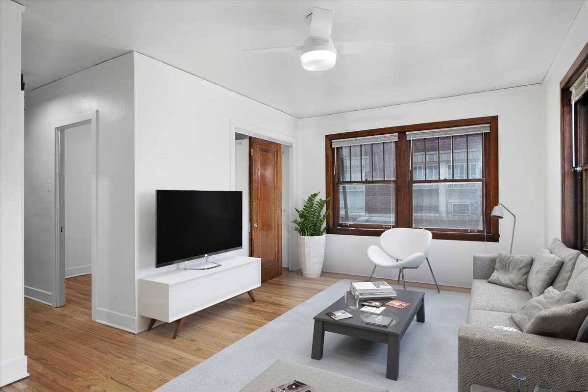 1424 N Pennsylvania St #208