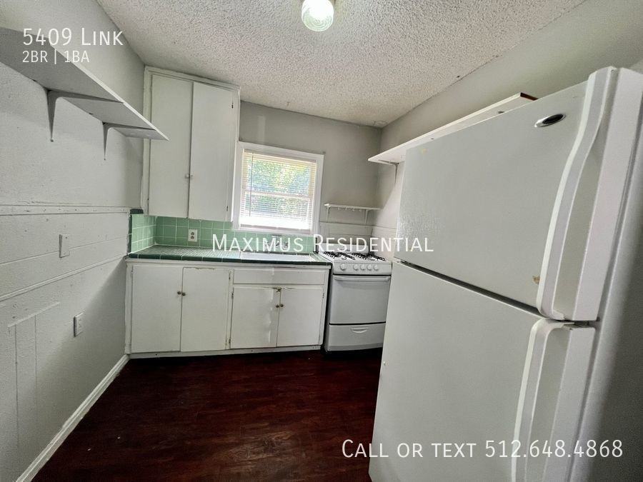 5409 Link Ave - Photo 3 of 10