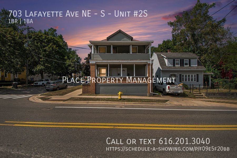 703 703 Lafayette Ave NE - S #2S - Photo 3 of 16